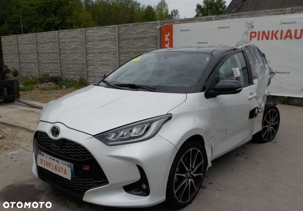 Toyota Yaris - 6