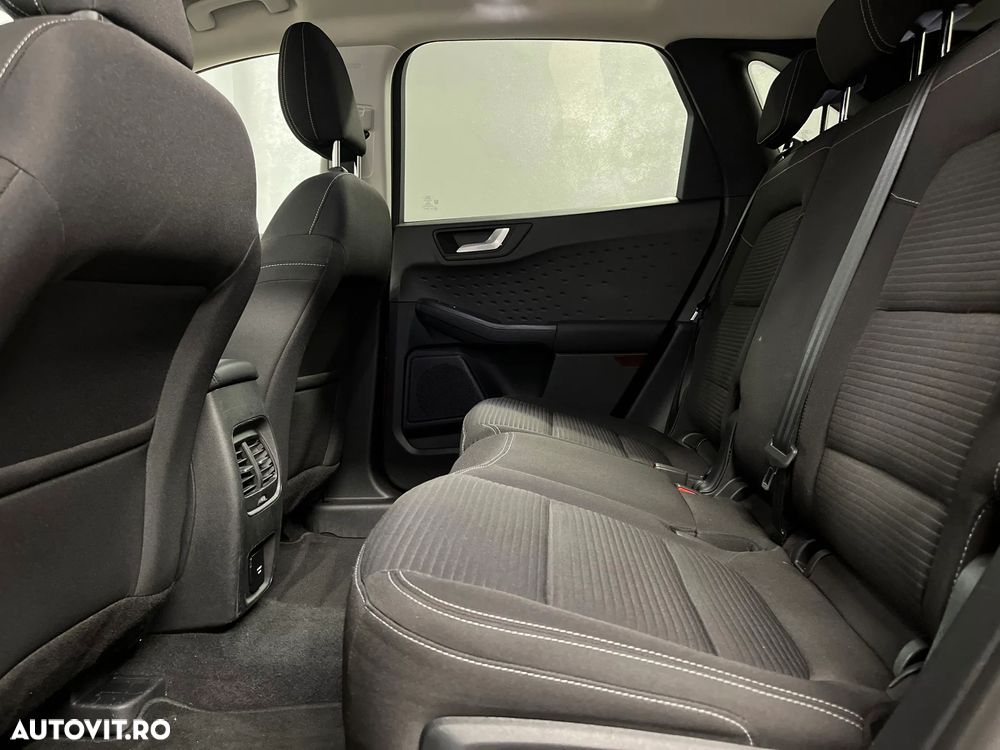 Ford Kuga - 14