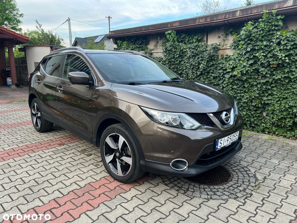 Nissan Qashqai 1.2 DIG-T N-Connecta EU6 - 2