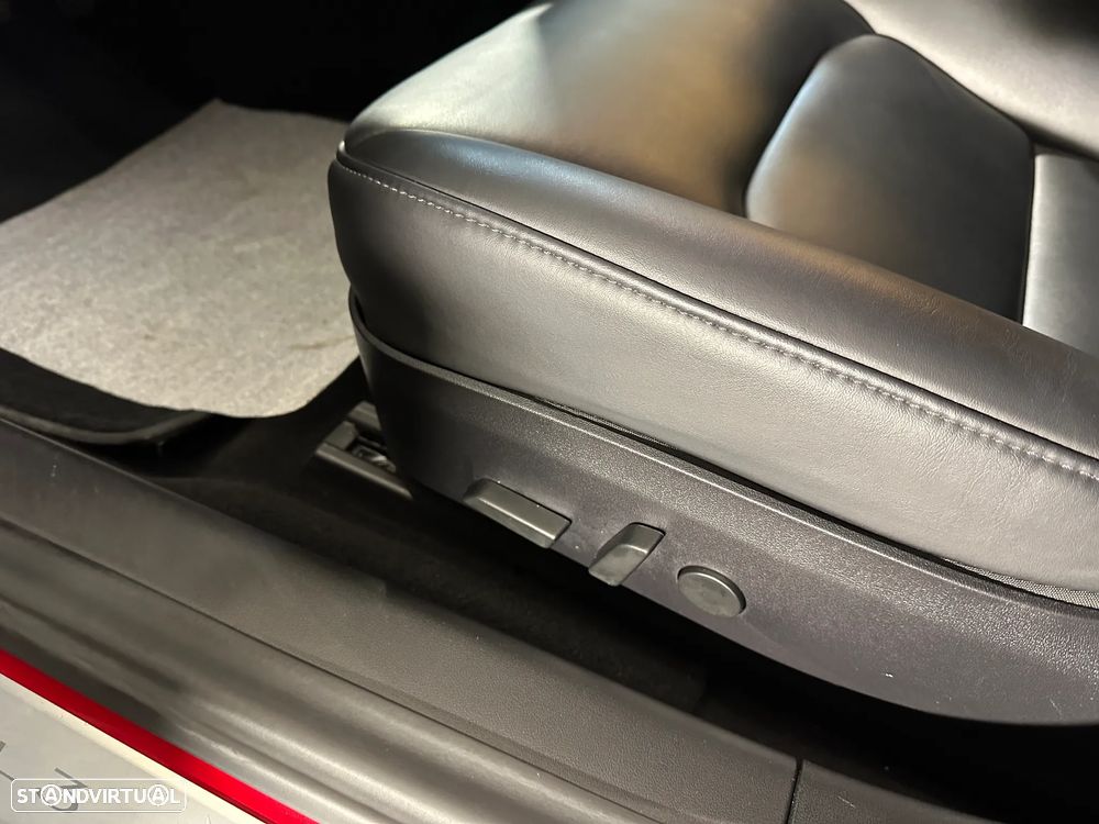 Tesla Model 3 Long Range AWD Dual Motor - 16