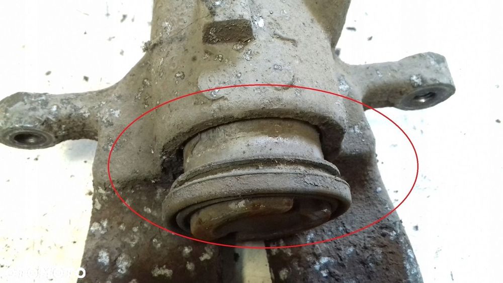 ZACISK LEWY TYŁ TYLNY VW PHAETON 3.2 V6 02-07 - 2