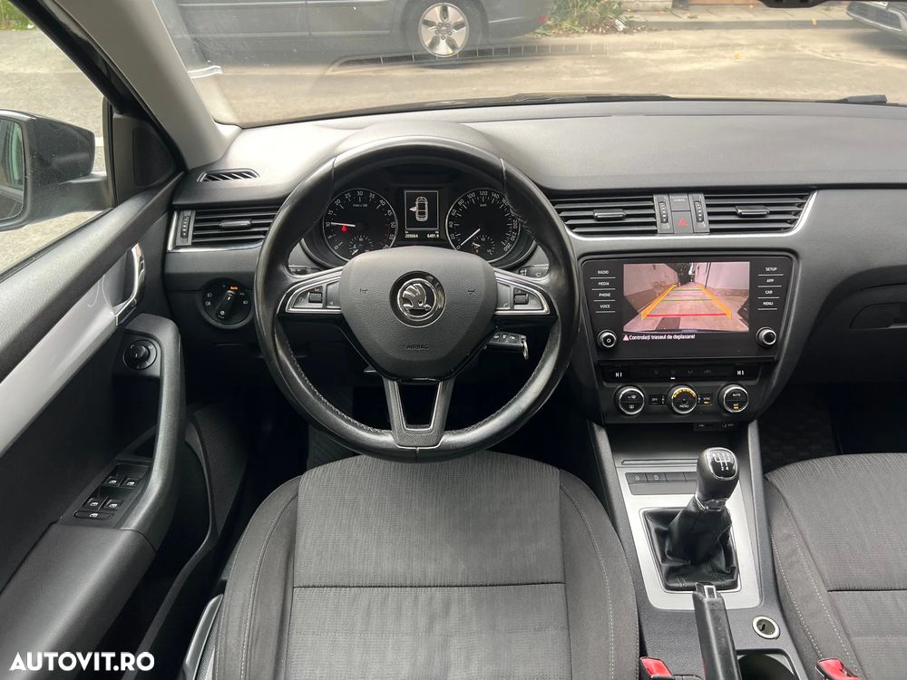 Skoda Octavia 1.6 TDI Ambition - 12