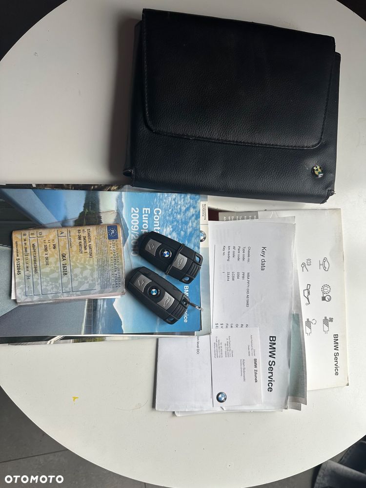 BMW Seria 3 320d xDrive DPF - 24