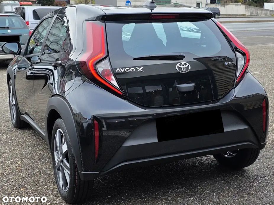 Toyota Aygo X Hybrid 1.5 Comfort e-CVT - 5