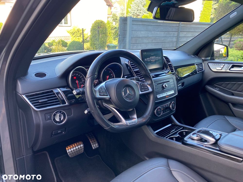 Mercedes-Benz GLS 350 d 4Matic 9G-TRONIC AMG Line - 8