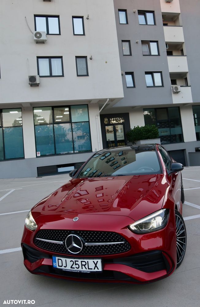 Mercedes-Benz C 300 4MATIC 9G-TRONIC AMG Line - 2