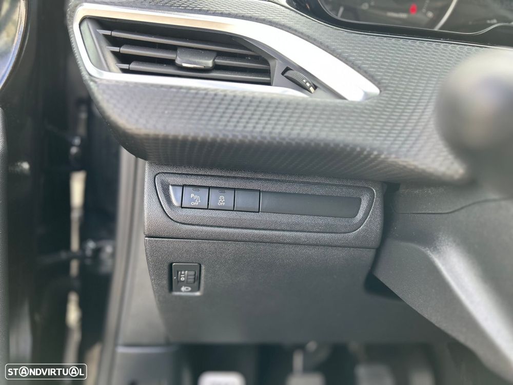 Peugeot 208 1.6 BlueHDi Style - 20