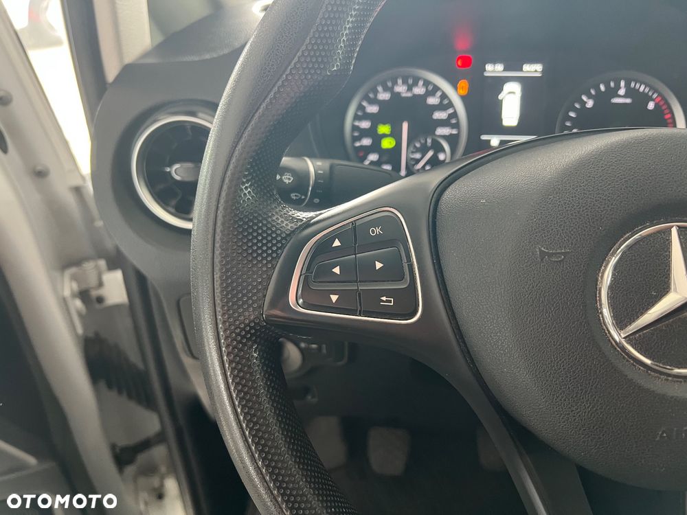 Mercedes-Benz Vito - 23