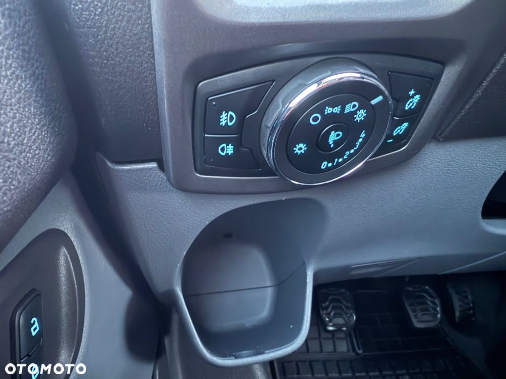 Ford Transit Custom - 11