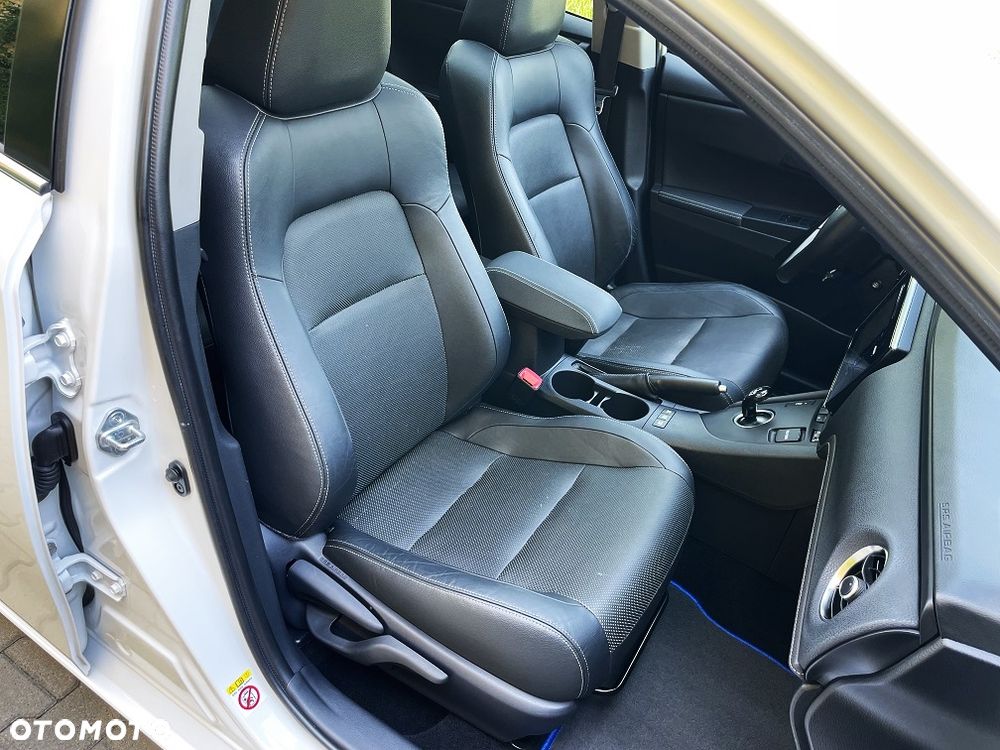 Toyota Auris 1.8 HSD Prestige NAVI - 16