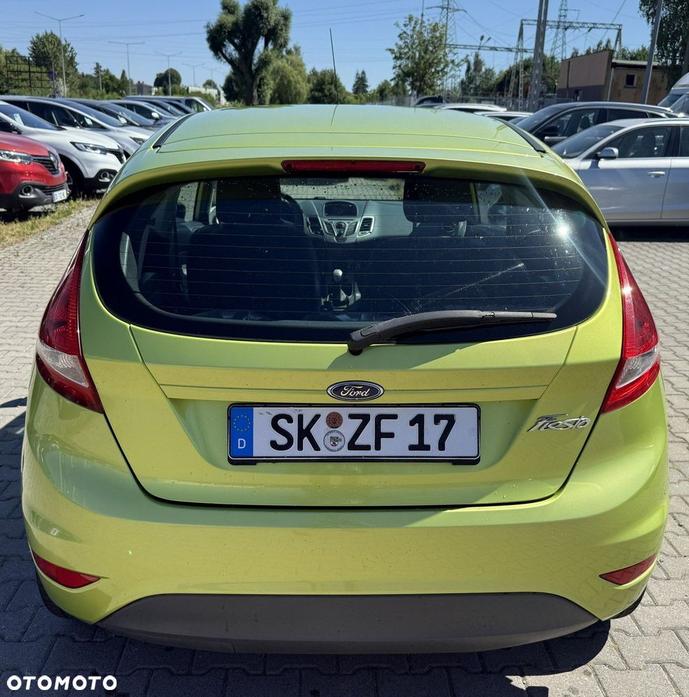 Ford Fiesta - 15