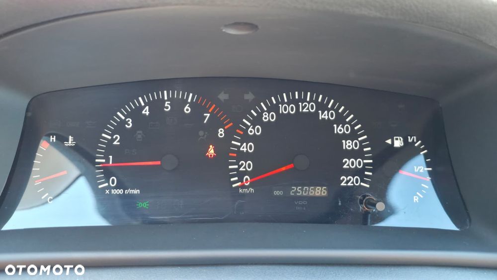 Toyota Corolla 1.6 VVT-i Sol (air6) - 18