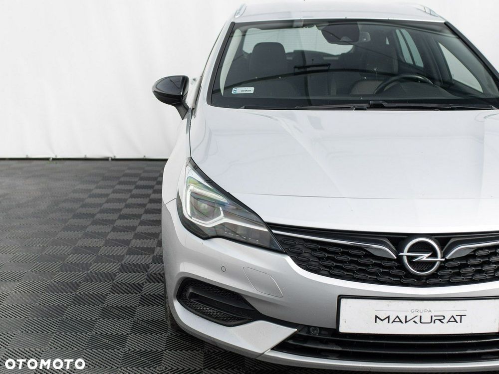 Opel Astra 1.4 T Elegance S&S - 9