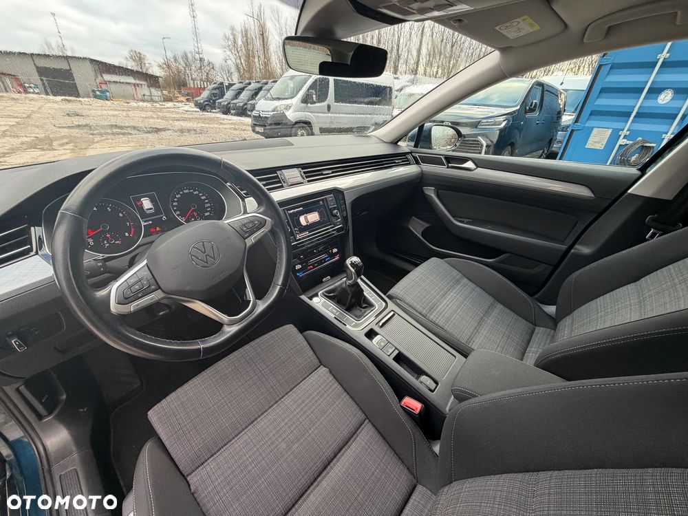 Volkswagen Passat 1.5 TSI EVO Business - 17