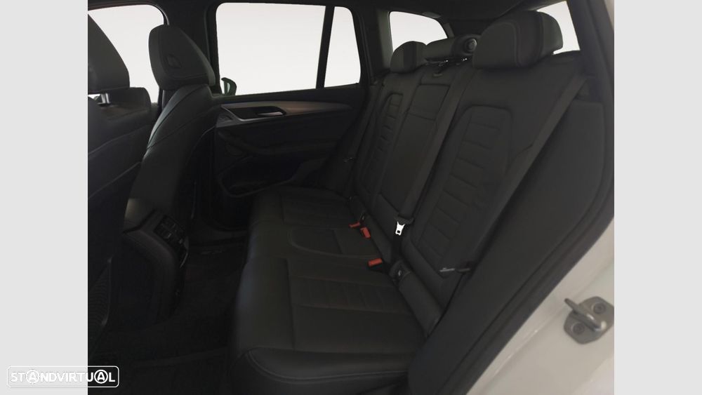 BMW iX3 Impressive - 14