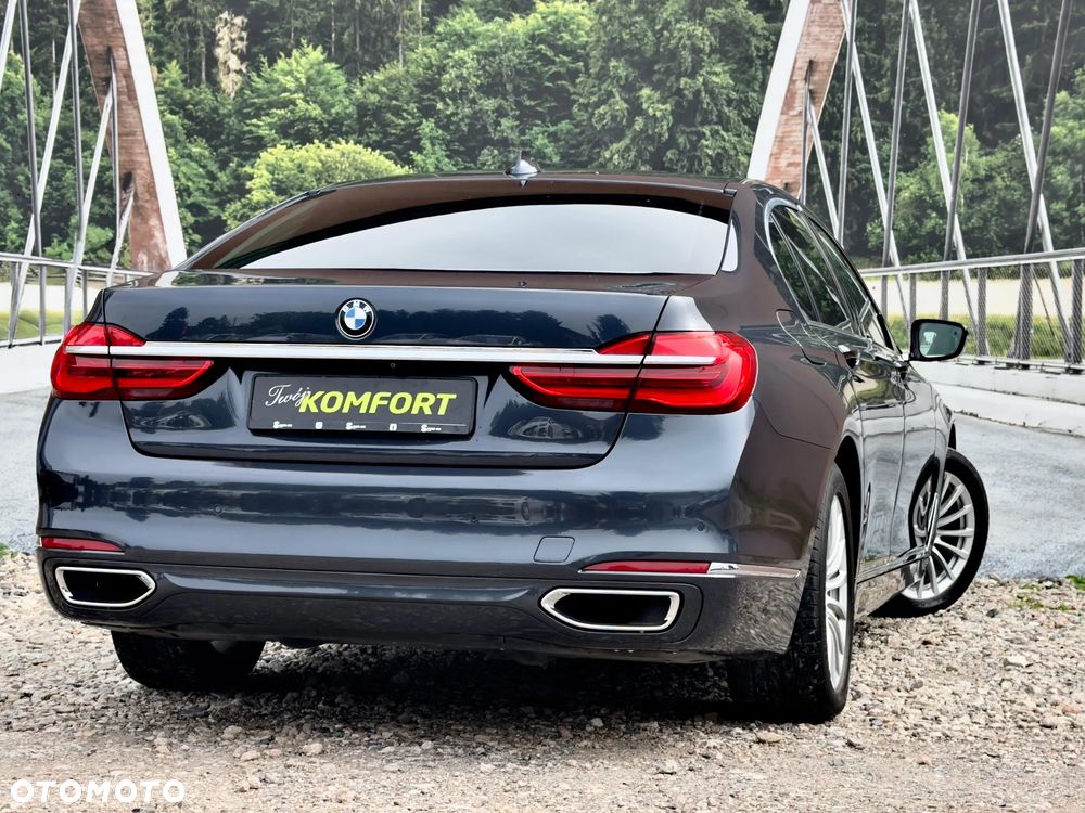 BMW Seria 7 - 11