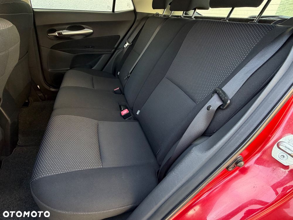 Toyota Auris 1.6 Sol - 6