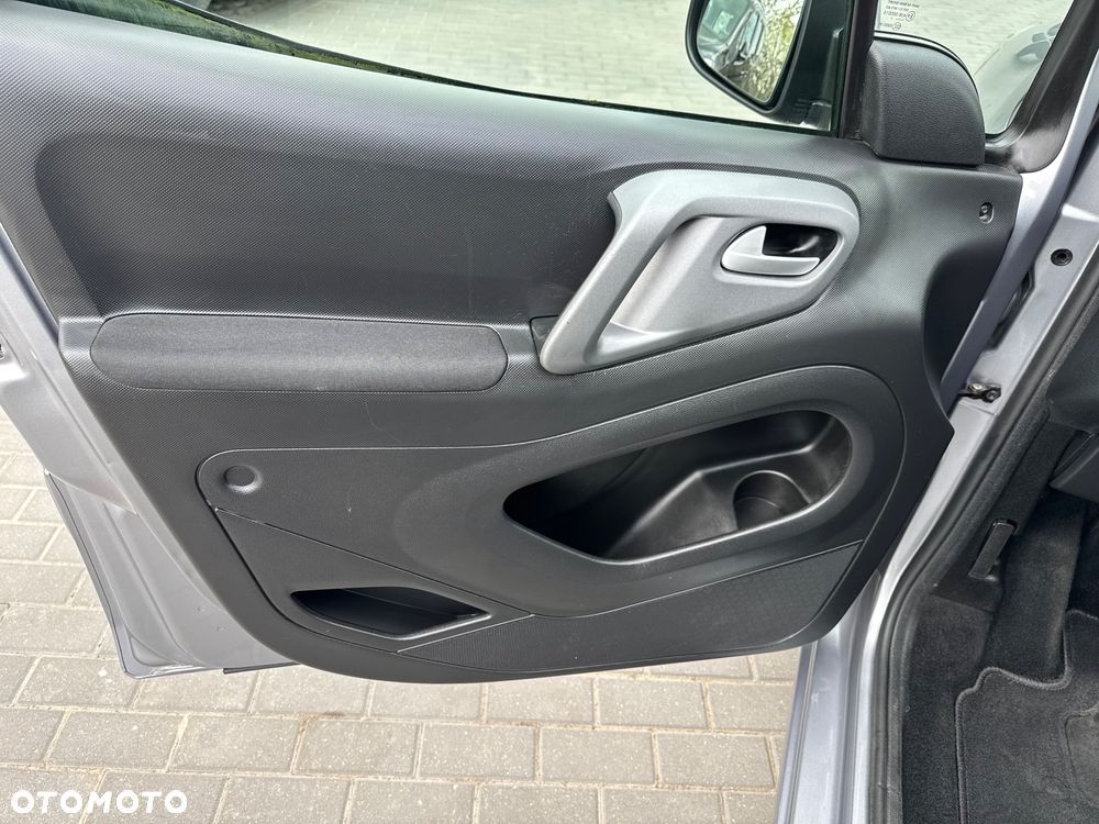 Citroën Berlingo Multispace BlueHDi 120 S&S SHINE - 27