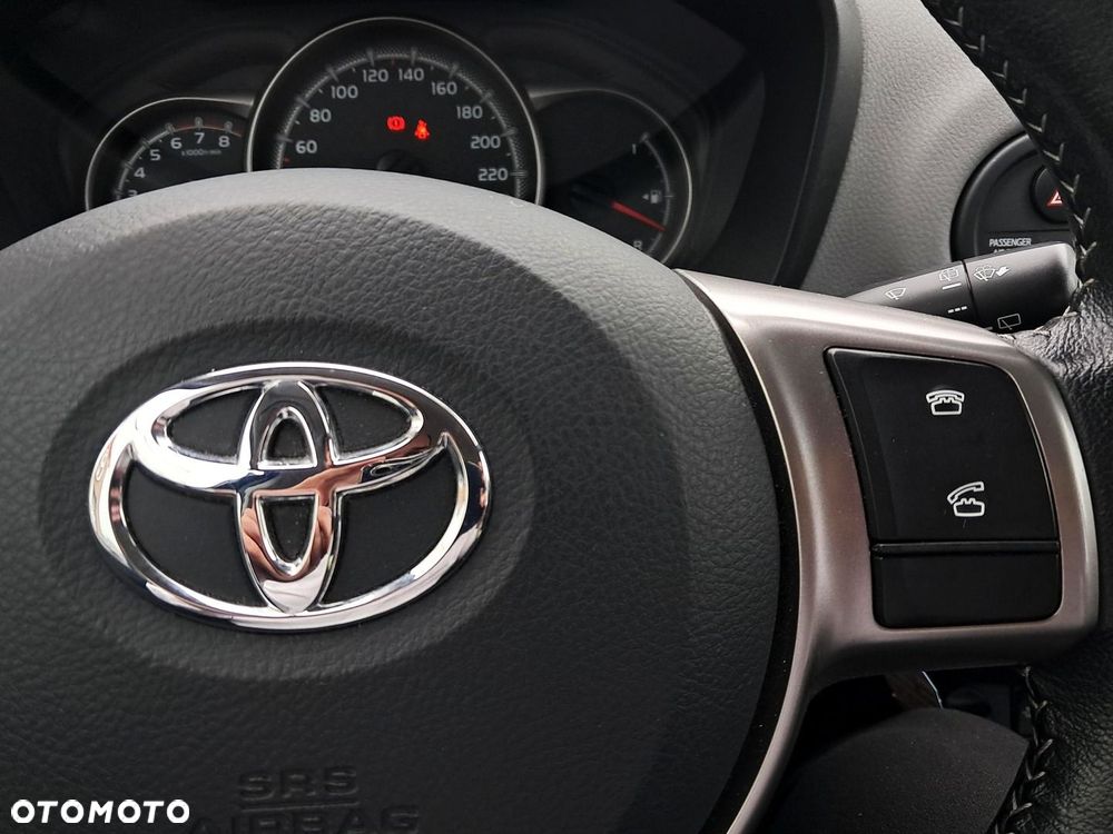 Toyota Yaris - 17