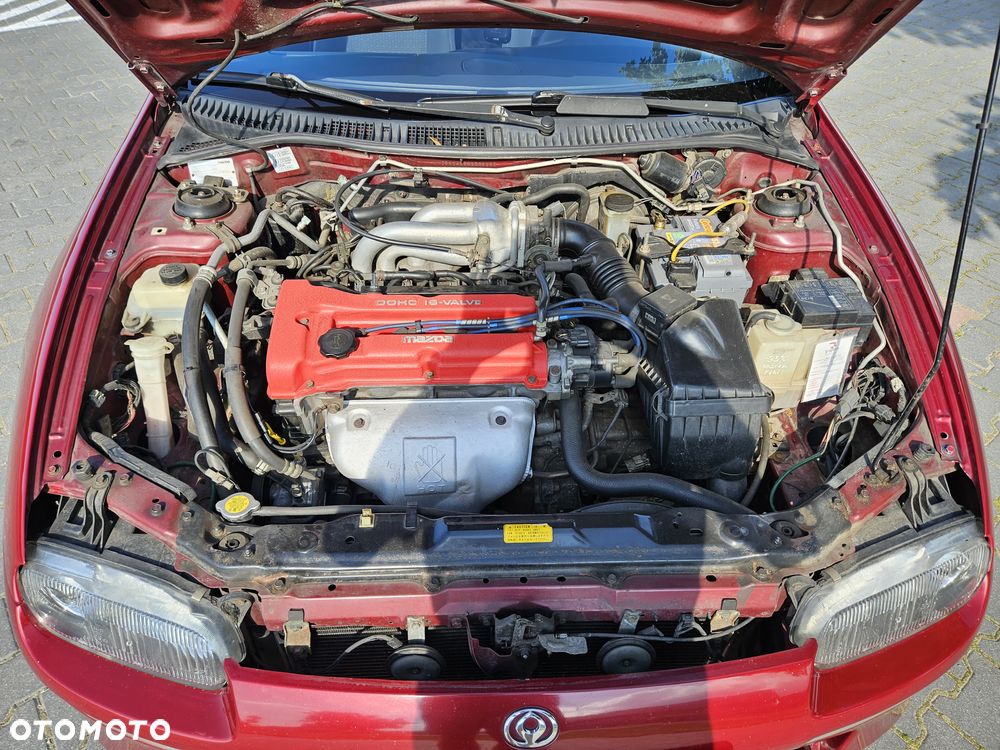 Mazda 323F - 9