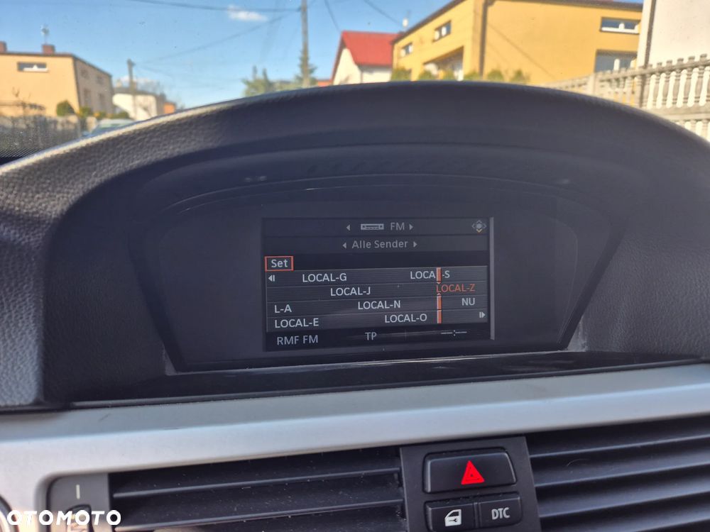 BMW Seria 3 318d DPF Edition Exclusive - 12