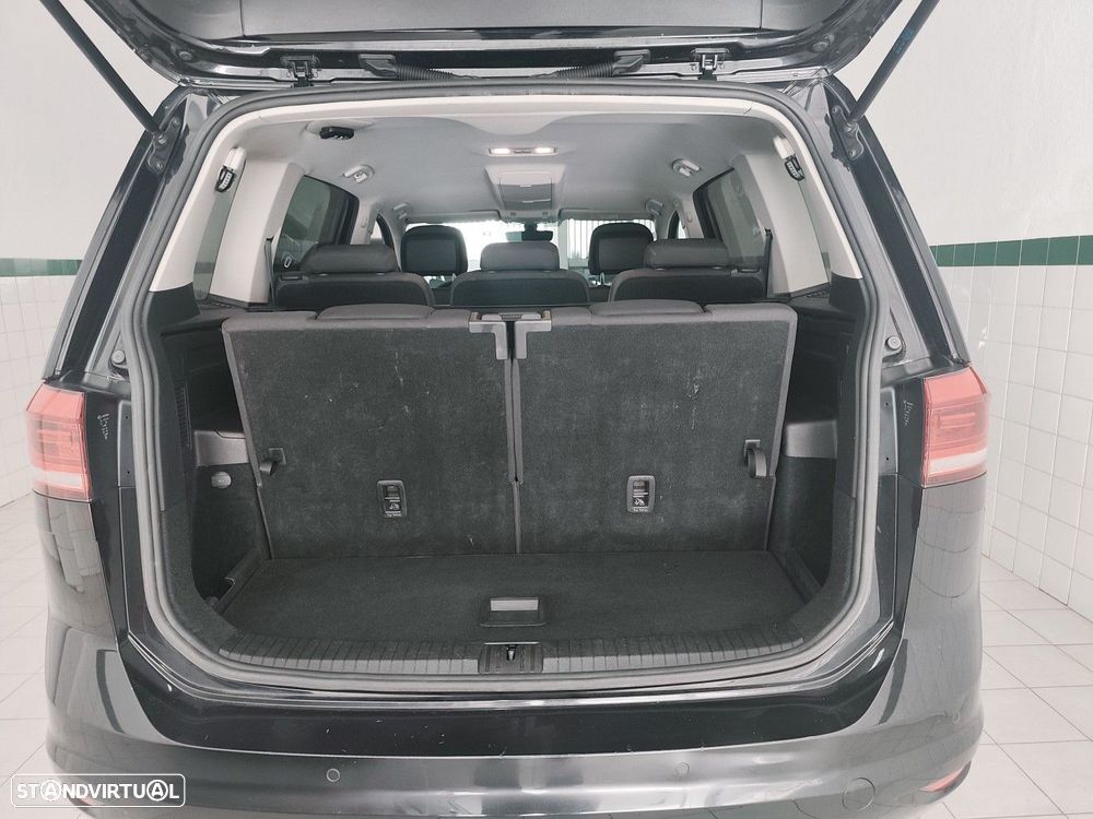 VW Touran 2.0 TDI Confortline DSG - 16