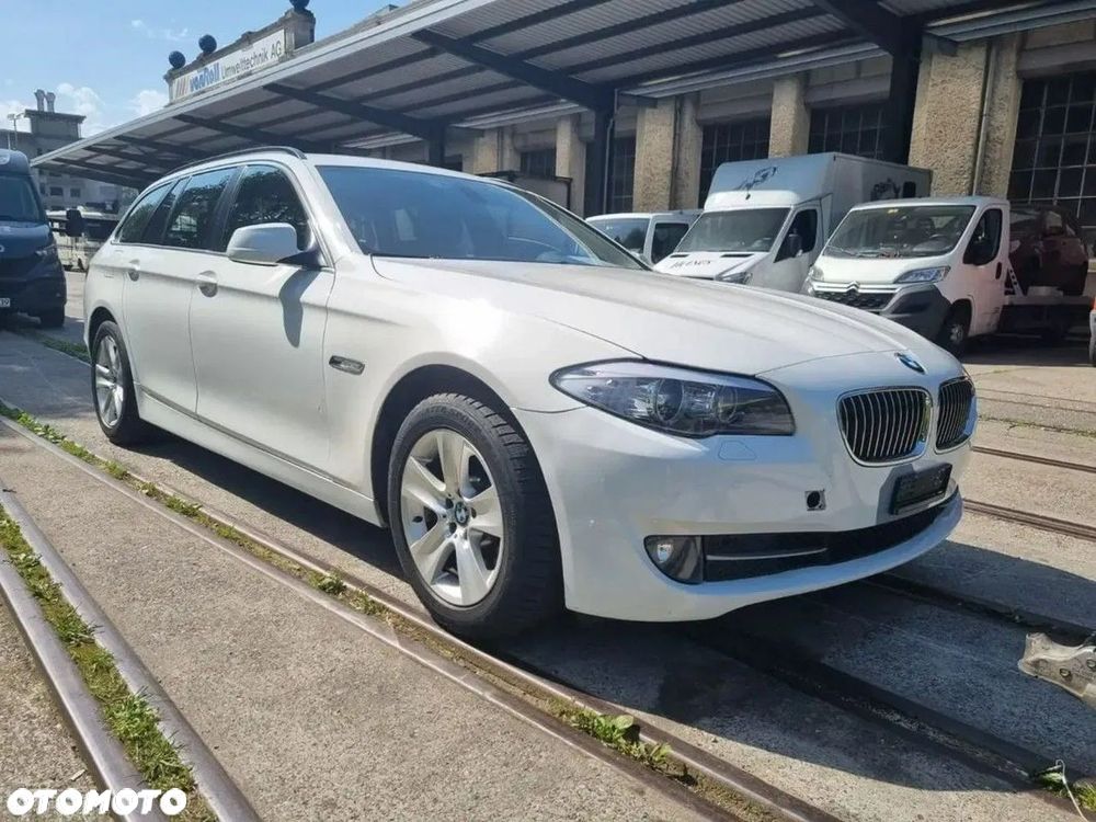 BMW Seria 5 530d xDrive - 3