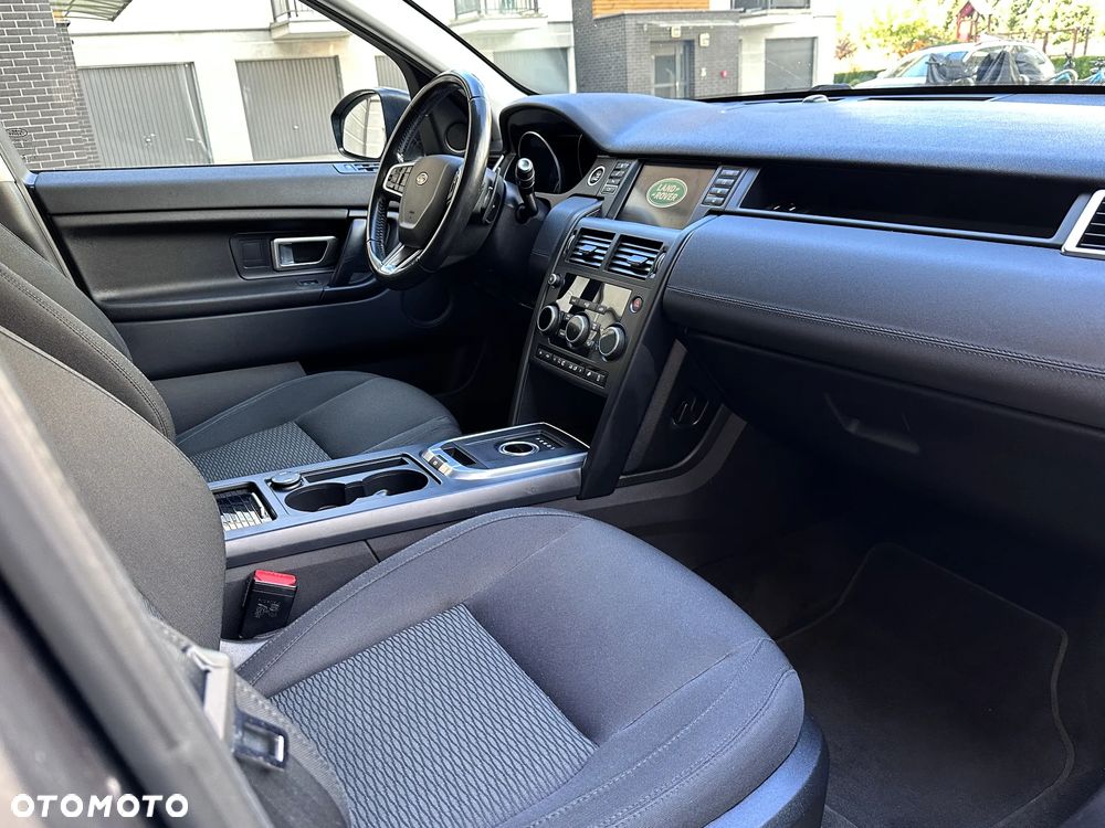 Land Rover Discovery Sport - 9