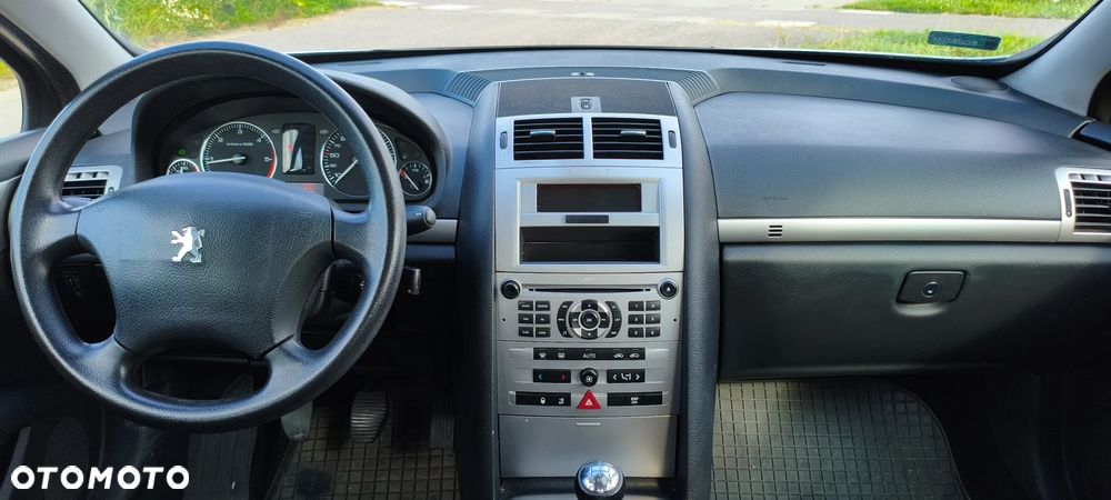Peugeot 407 - 12