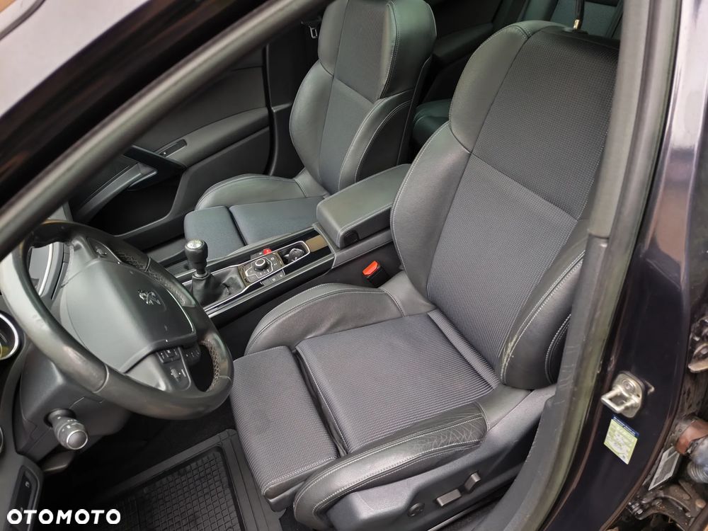 Peugeot 508 HDi FAP 160 Allure - 10