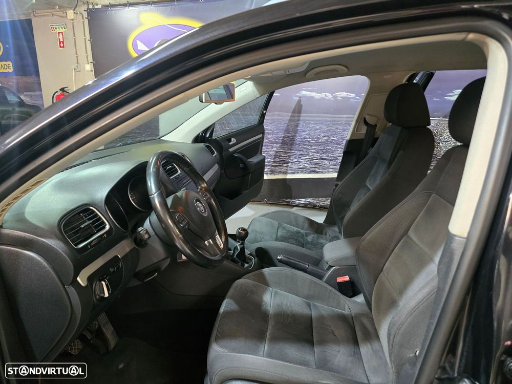 VW Golf Variant 1.6 TDi Confortline - 8