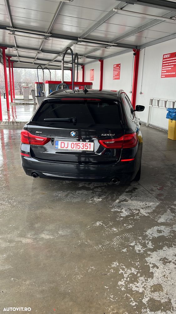 BMW Seria 5 520d xDrive Aut. Sport Line - 7