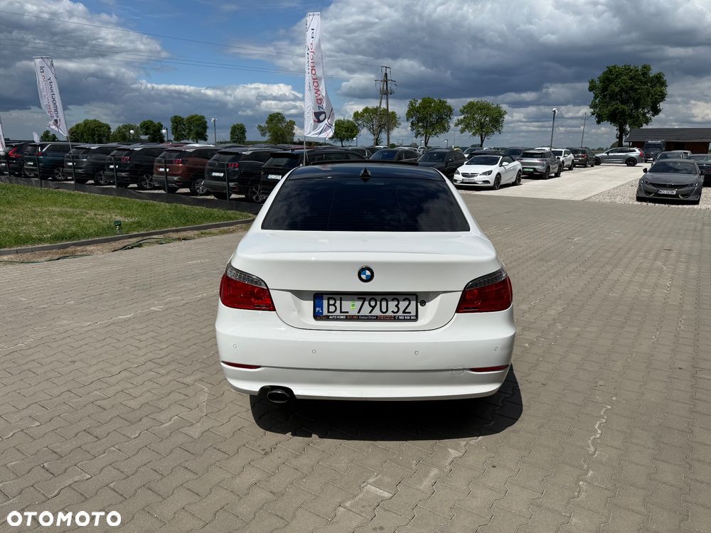 BMW Seria 5 520i Edition Exclusive - 10