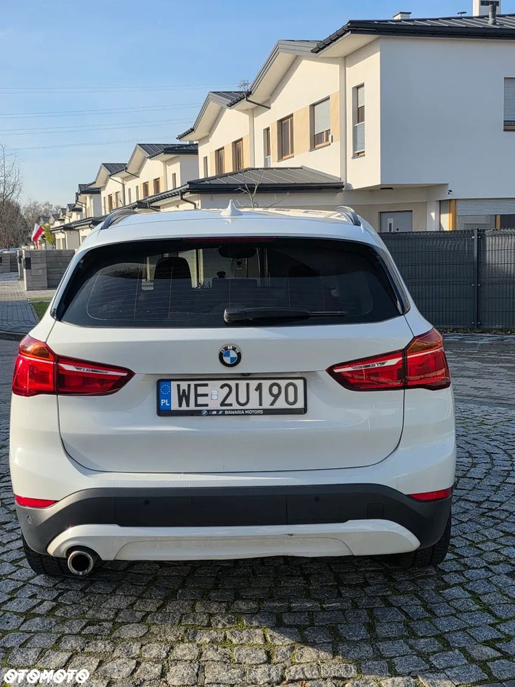 BMW X1 sDrive18i - 3