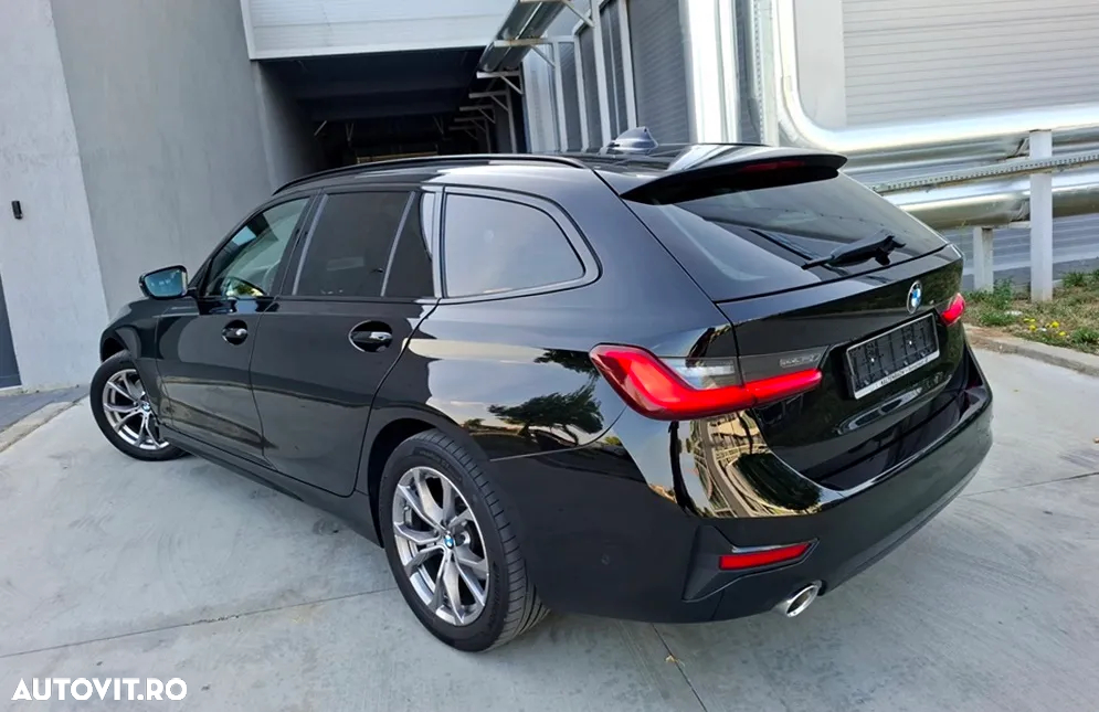 BMW Seria 3 320d Sport Line Shadow - 4