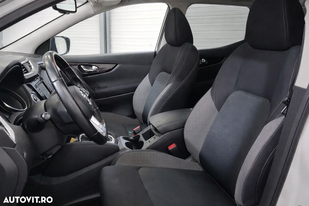 Nissan Qashqai 1.7 dCi Xtronic ALL-MODE 4x4i TEKNA - 13