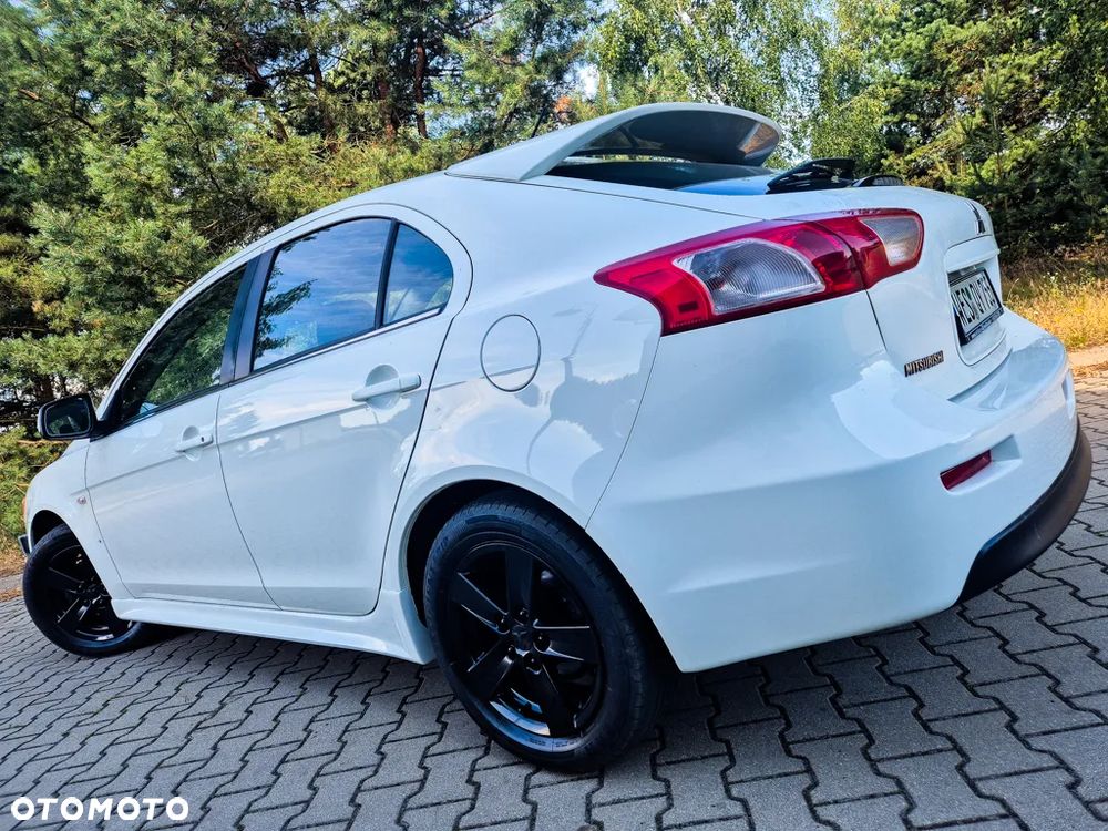 Mitsubishi Lancer 1.8 Intense - 14