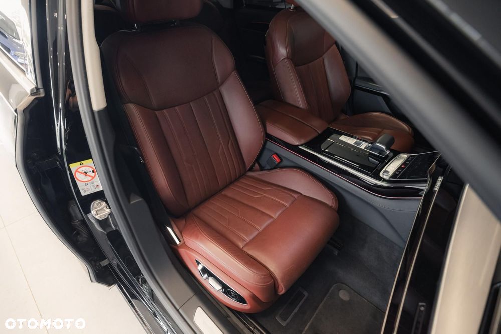Audi A8 55 TFSI mHEV Quattro Tiptr - 16
