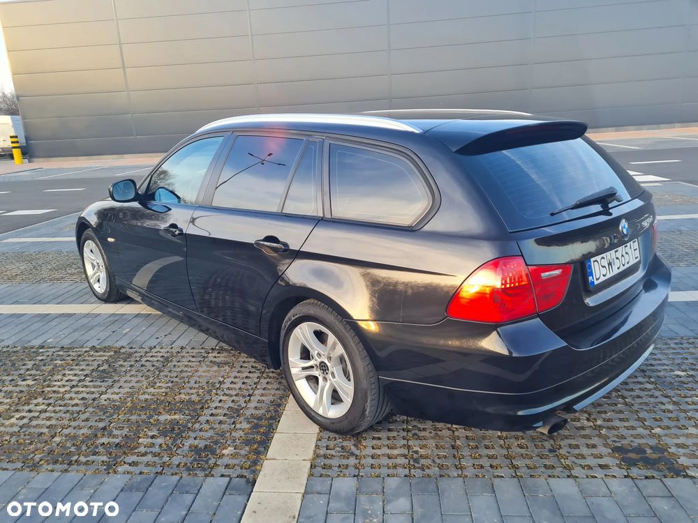 BMW Seria 3 320d - 5