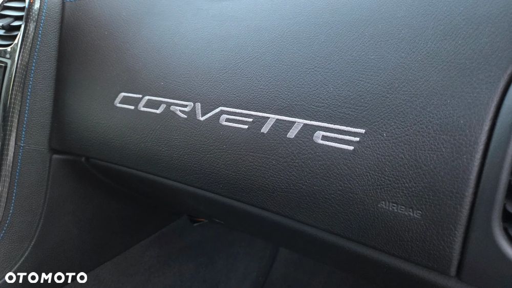 Chevrolet Corvette - 36