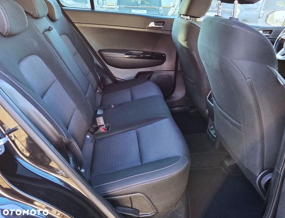 Kia Sportage 1.6 GDI L Business Line Plus 2WD - 31