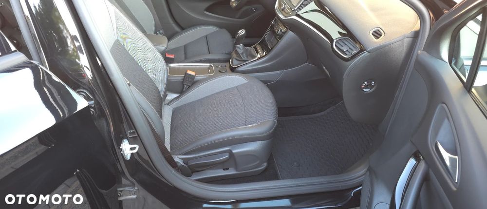 Opel Astra - 25