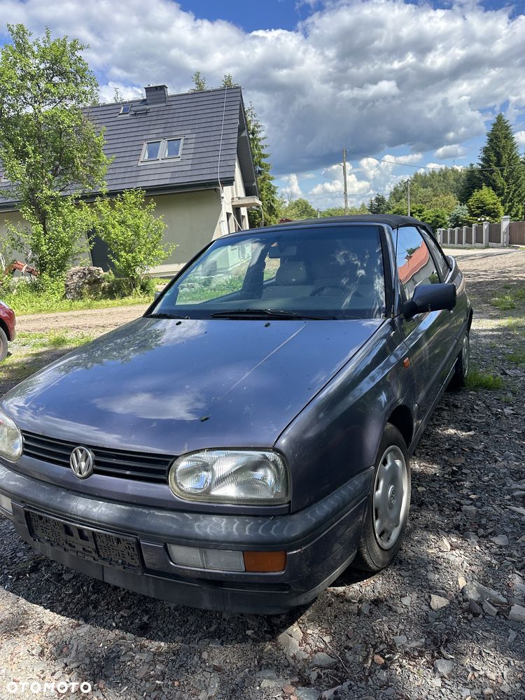 Volkswagen Golf - 4