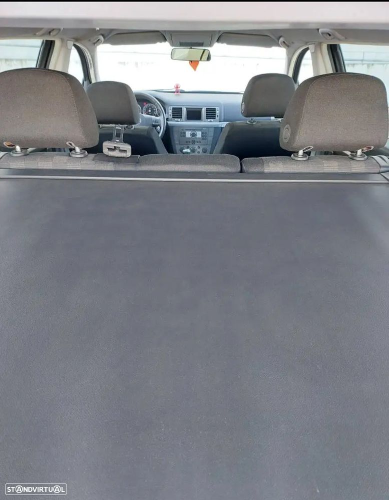 Opel Vectra Caravan - 10