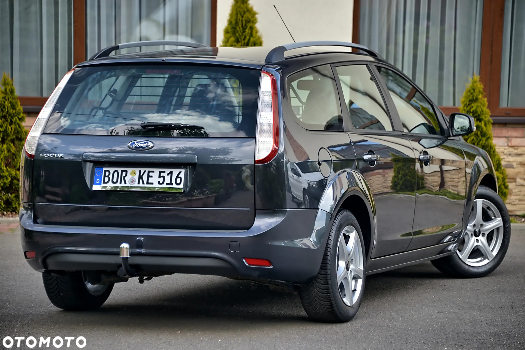 Ford Focus 1.6 Trend + - 17