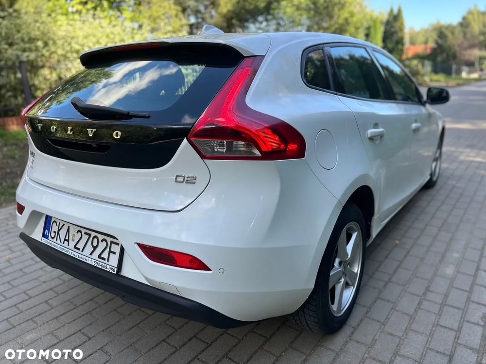 Volvo V40 D2 Kinetic - 8