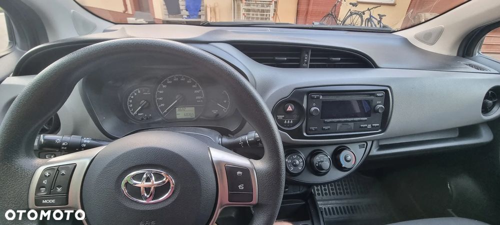 Toyota Yaris 1.0 Comfort - 3