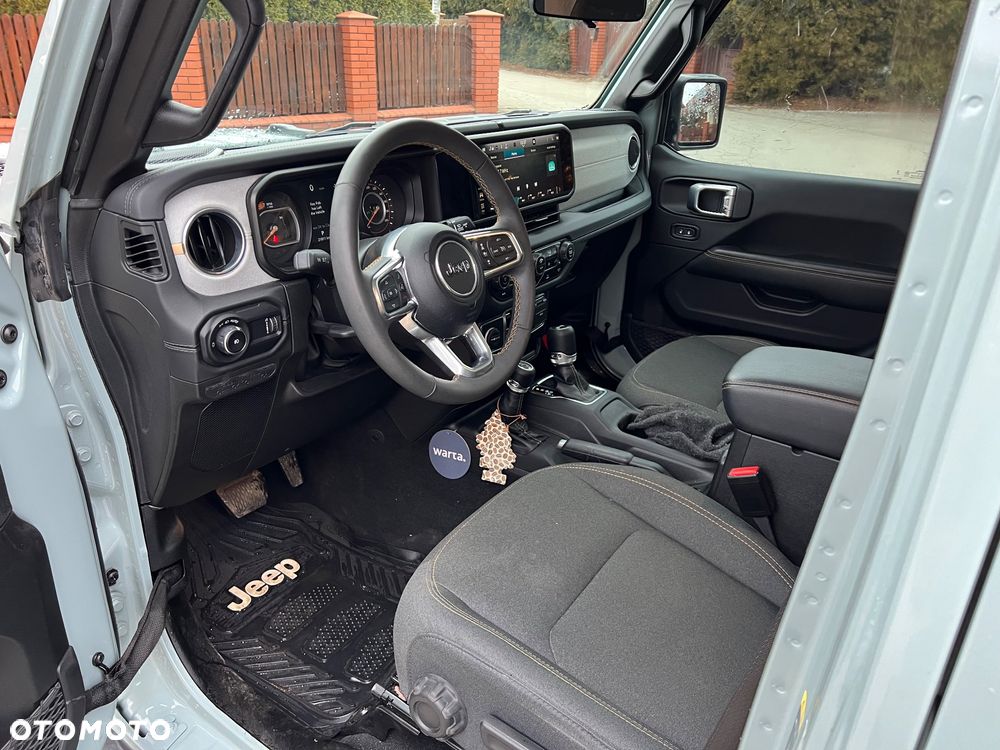 Jeep Wrangler Unlimited GME 2.0 Turbo Sahara - 20