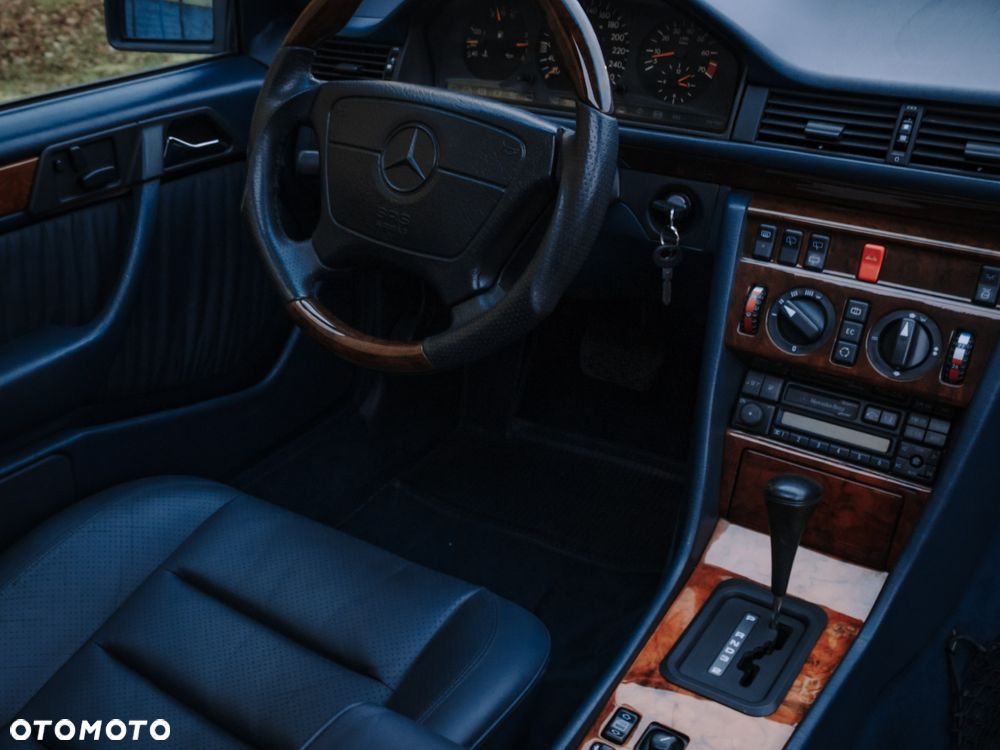 Mercedes-Benz W124 (1984-1993) - 14