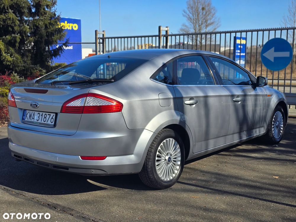 Ford Mondeo - 8